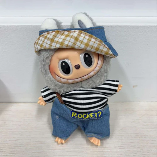 Chaveiro Labubu com Roupinhas Surpresa Edição Colecionável Fofo