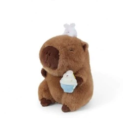 Enfeite de Páscoa Capivara de Pelúcia com Cupcake 26cm  Cromus